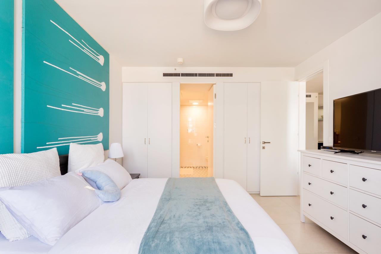 Beach Apartment- Breathtaking Views With Bomb Shelter Herzliya Ngoại thất bức ảnh