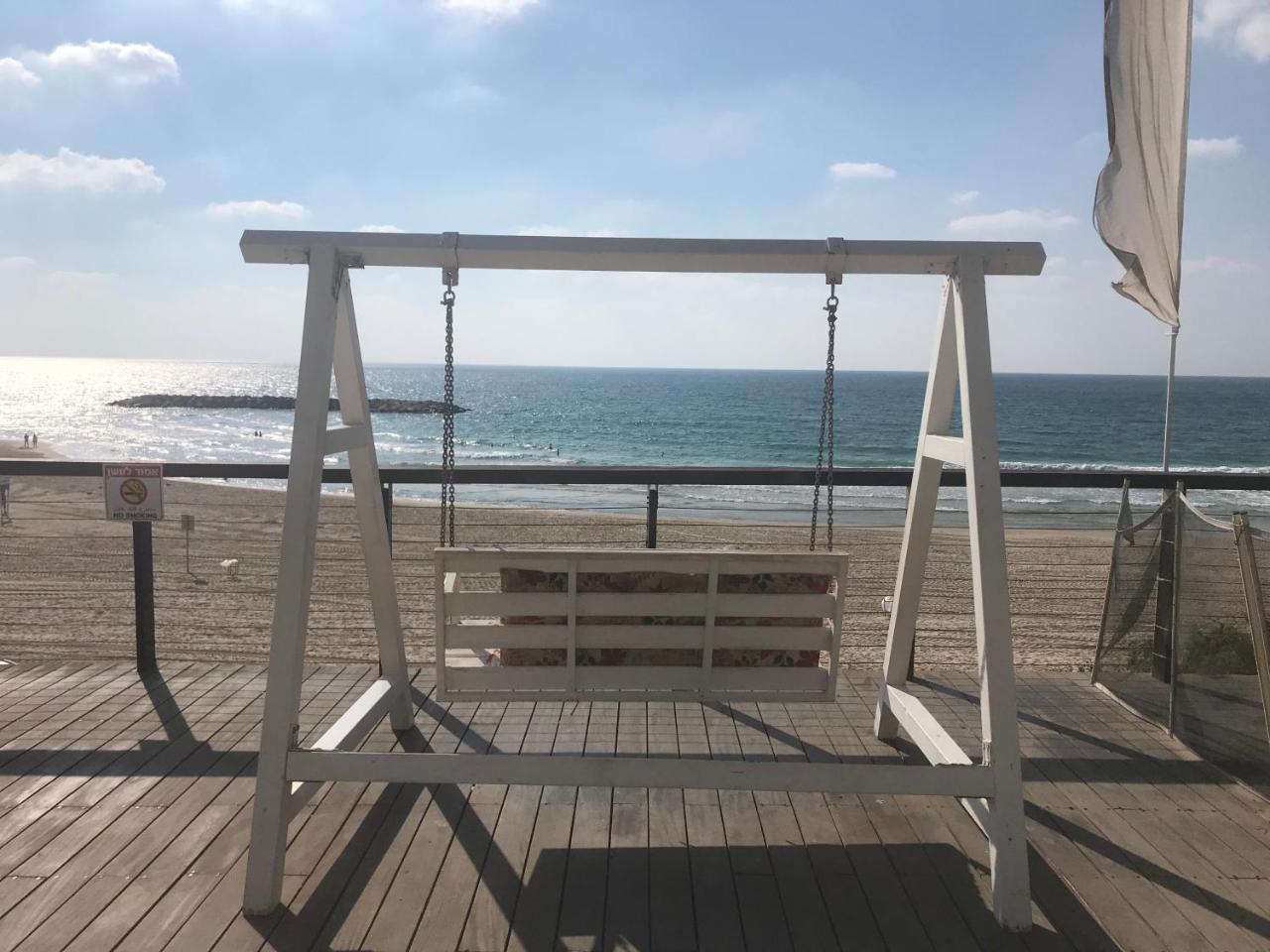 Beach Apartment- Breathtaking Views With Bomb Shelter Herzliya Ngoại thất bức ảnh